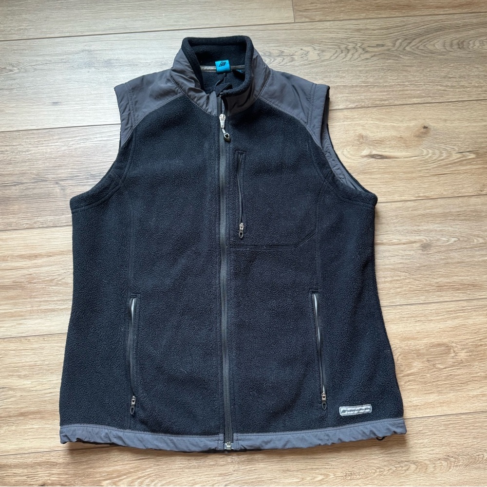 Eastern Mountain Sports Black Vest
